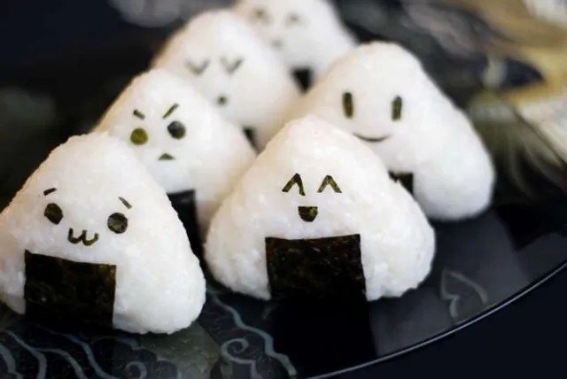 Create meme: onigiri, onigiri with a face, japanese onigiri