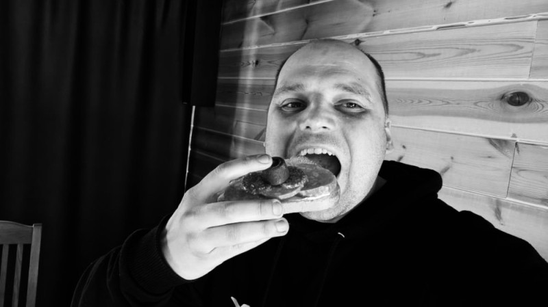 Create meme: Dmitry, Burger , delicious pizza