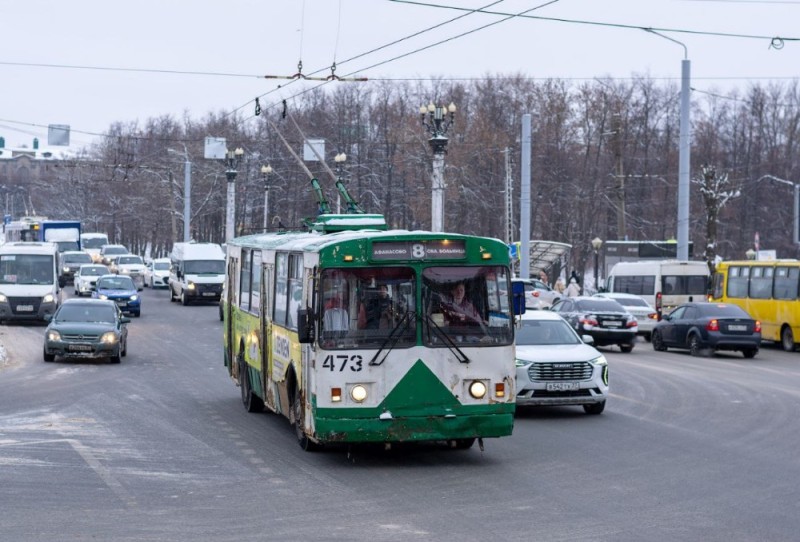 Создать мем: троллейбус зиу 682 рыбинск, trolleybus, городской электротранспорт