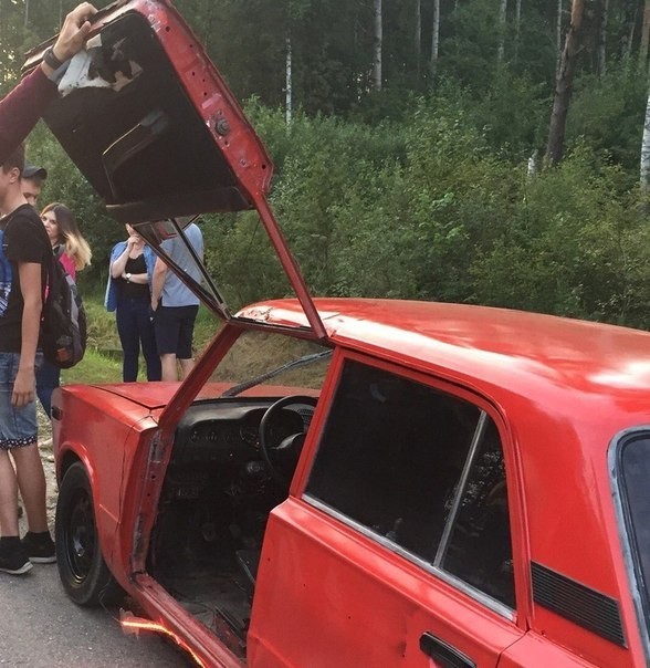 Тойота двери открываются вверх