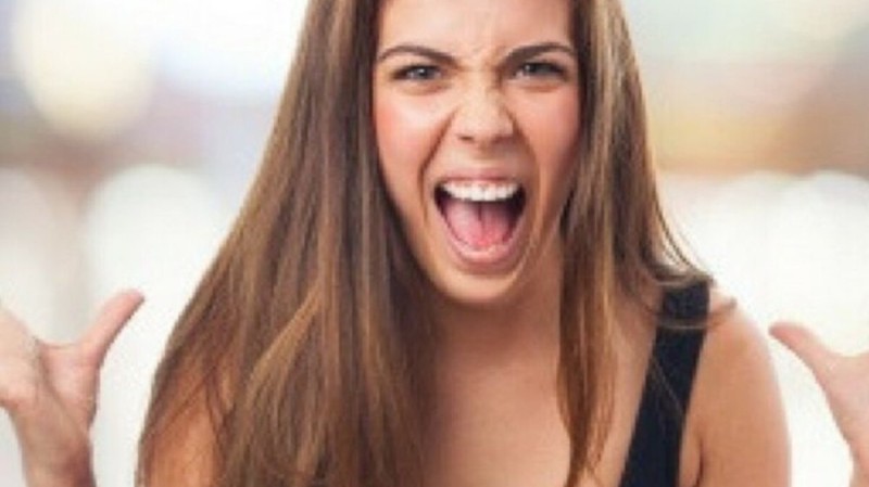 Create meme: screaming girl, for women, women in anger