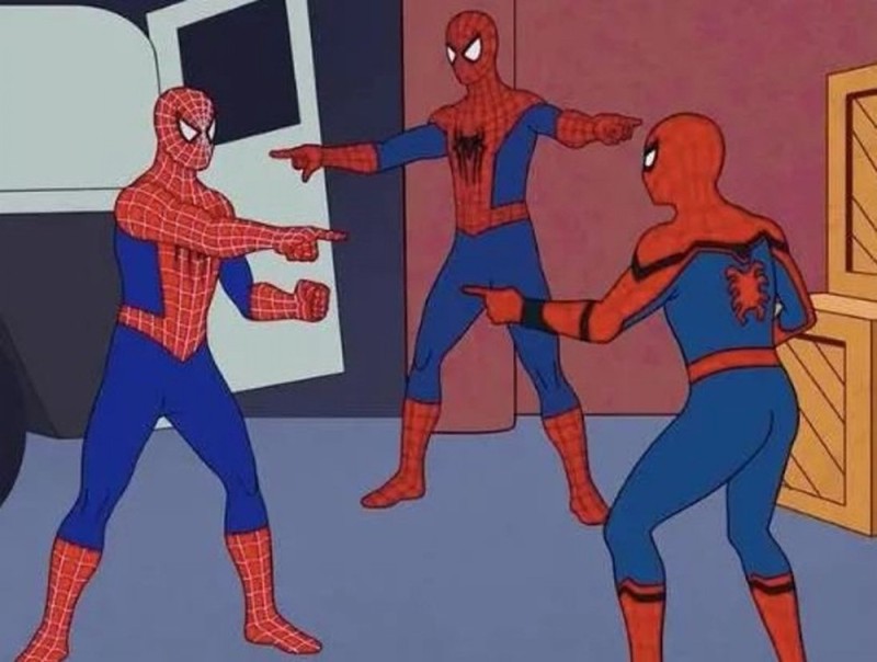 Создать мем: 3 человека паука мем, мем 2 человека паука, человек паук и человек паук мем