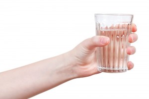 Создать мем: a glass of water, стакан, стакан с водой