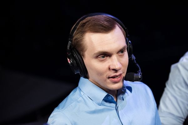 Create meme: Vladimir maelstorm Kuzminov, dota 2 , maelstorm DotA 2 commentator