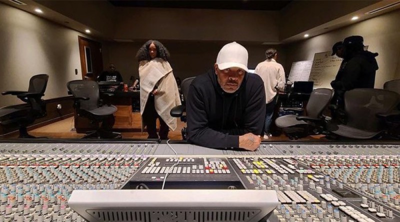 Create meme: Dr. Dre's studio, Dr. Dre at the studio, dr dre in the studio