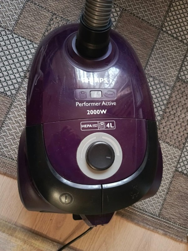 Create meme: philips vacuum cleaner, philips vacuum cleaner, philips performer active 2000w vacuum cleaner