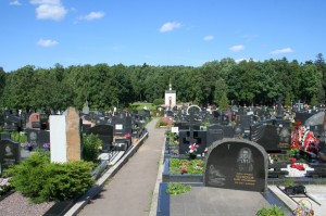 Создать мем: троекуровское кладбище похороненные на троекуровском кладбище, троекуровское кладбище в москве, памятники на троекуровском кладбище