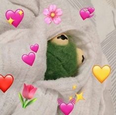 Создать мем: лягушка под одеялом, милашка, cute love