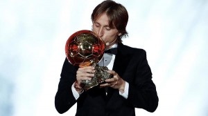 Create meme: Luka Modric Golden ball 2018, ballon d'or, Golden ball