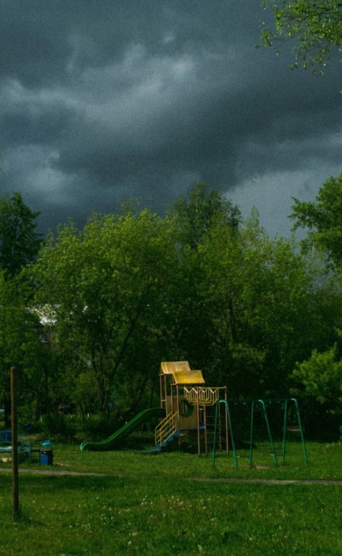 Create meme: rain storm , nature , a thunderstorm with a downpour