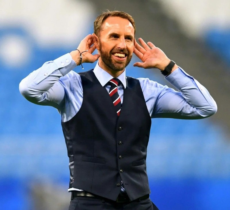 Создать мем: тренер сборной, гарет саутгейт на чм 2022, gareth southgate