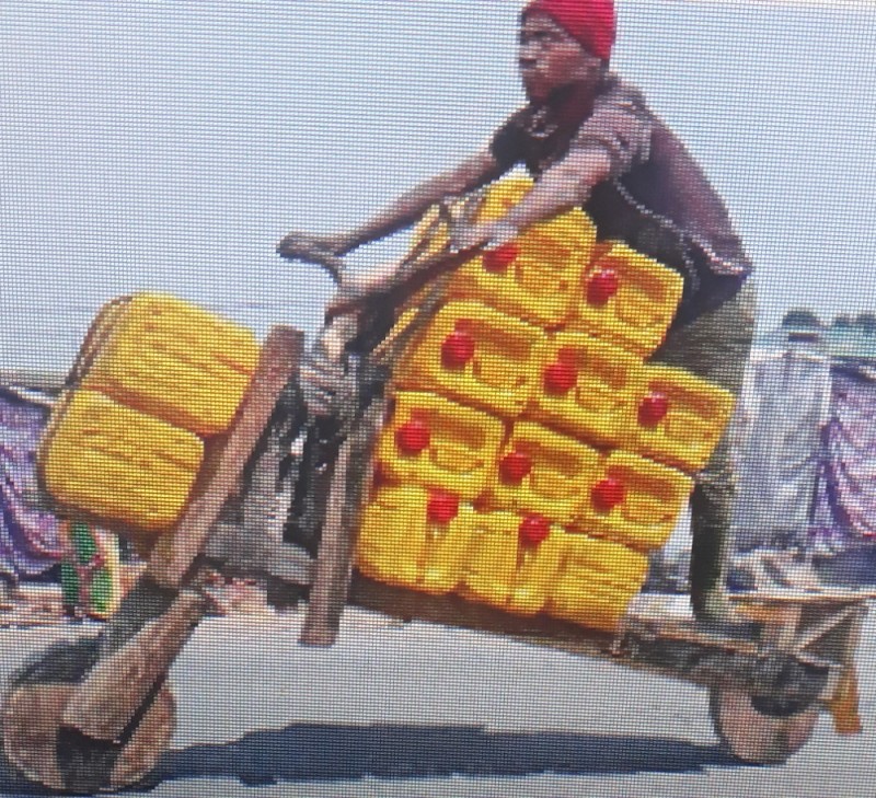 Create meme: motorcycle , wagon, bangladesh