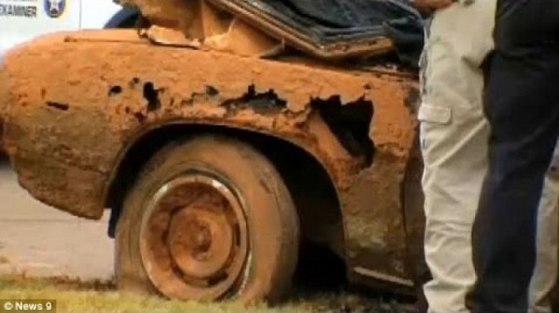 Create meme: rust on the car, rust on the car, corrosion destroyed the car