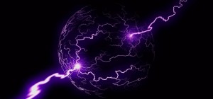 Создать мем: фиолетовая молния на черном фоне, большая молния, молния