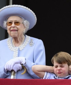 Create meme: child, Queen Elizabeth, Elizabeth ii