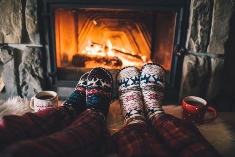 Create meme: a cozy winter evening, comfortably, cozy plaid fireplace