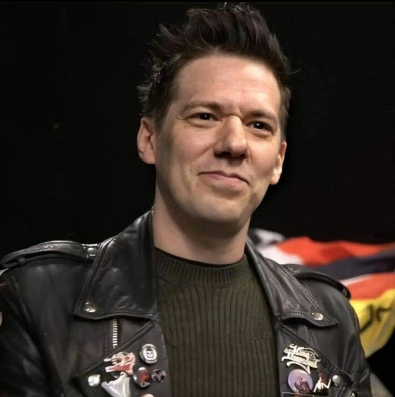 Создать мем: tobias, тобиас, tobias forge