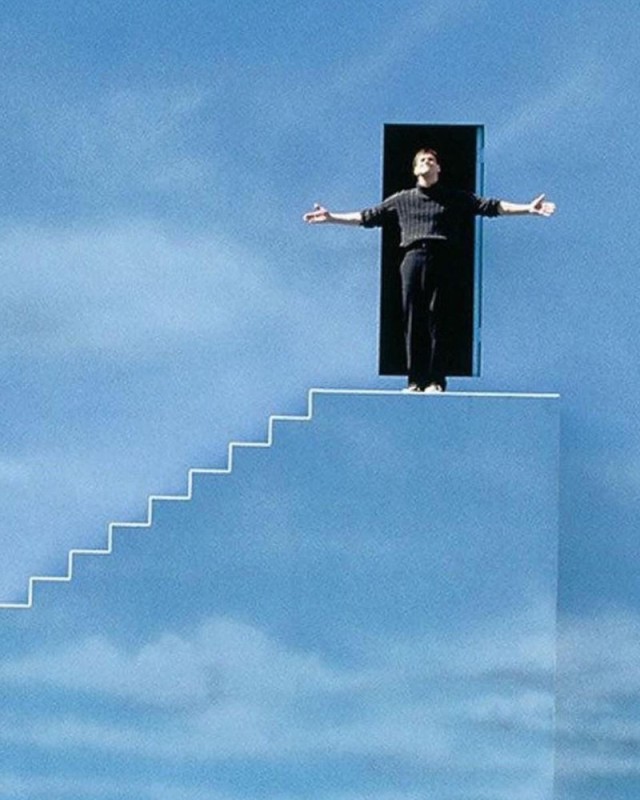 Create meme: The Truman Show 1998 film, Jim Carrey The Truman Show Stairs, The Truman Show Stairway to Heaven