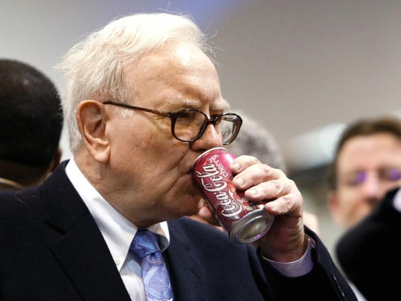 Create meme: Warren Buffett coca cola, Warren Buffett, Warren Buffett coca cola