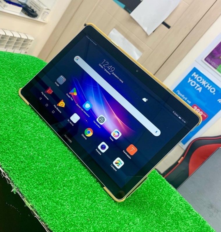 Create meme: lenovo tab, lenovo tab tablet, lenovo tab m 10 tablet