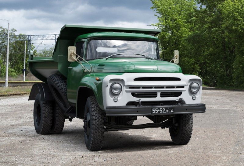 Create meme: ZIL 130 MMZ 555, ZIL MMZ 555, zil gaz