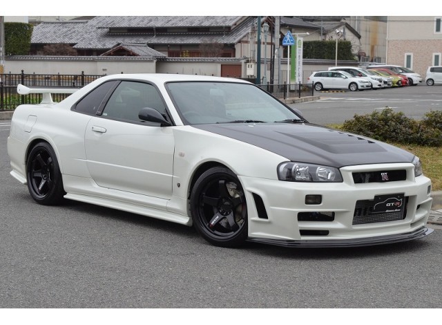 Создать мем: Nissan Skyline X (R34), nissan skyline r34 te37, nissan skyline r34 gtr v-spec ii nur