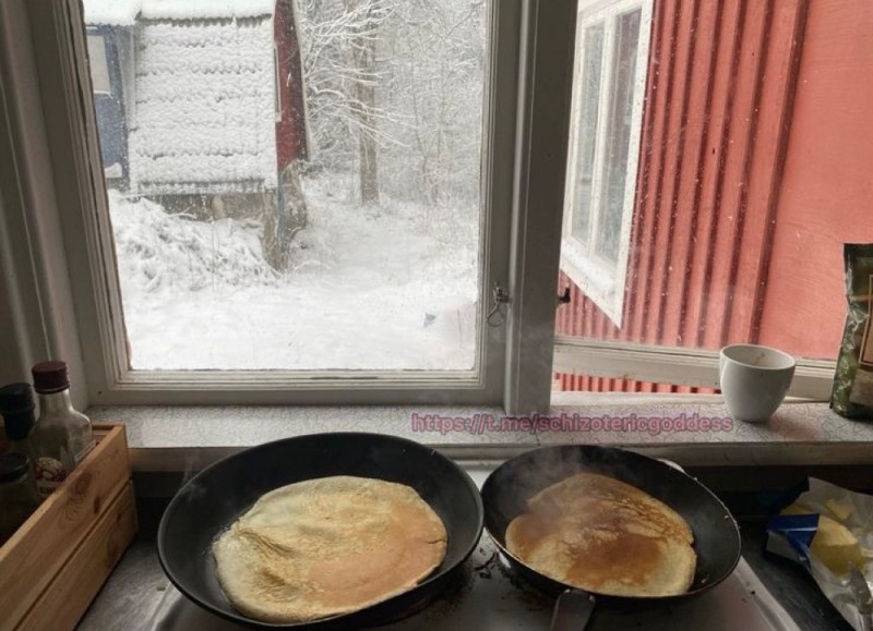 Create meme: pancakes, cook pancakes, delicious pancakes