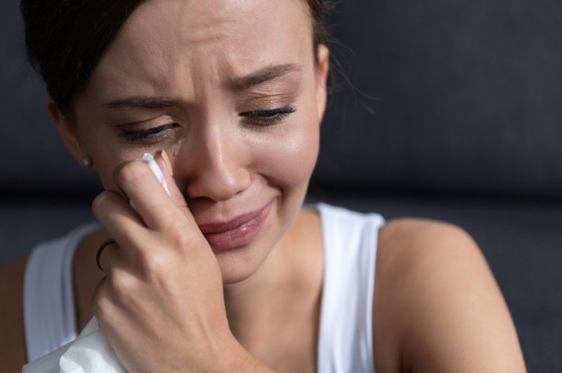 Create meme: weeping woman, a woman cries , the tears of a woman