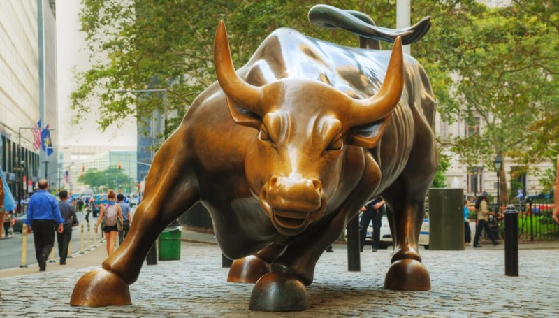 Create meme: The bull of wall Street, Bull of wall street New York, The golden calf on Wall Street