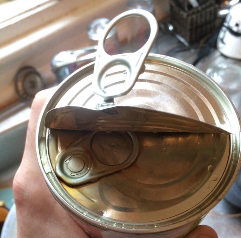 Create meme: tin, tin can, a tin can with two lids