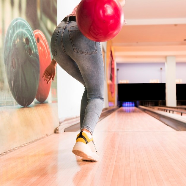 Create meme: The girl at the bowling alley, There is a beautiful girl in the bowling alley, photo shoot at the bowling alley