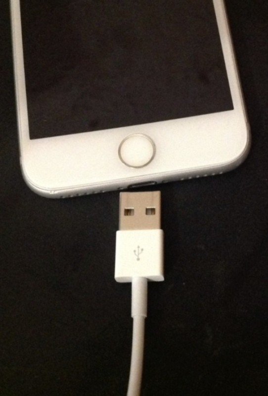 Create meme: apple lightning 8-pin adapter to micro usb, charging for iphone 5, charging iphone