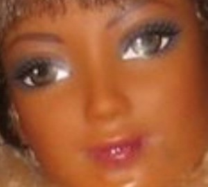 Создать мем: голова барби, барби african american barbie 1993, кукла