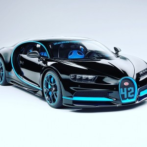 Создать мем: bburago bugatti chiron sport, красивые машины bugatti chiron, бугатти 42