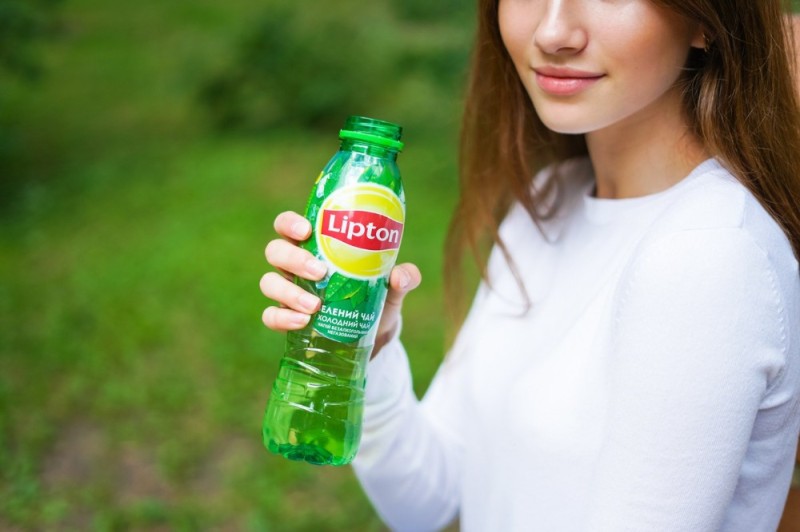 Создать мем: холодный чай lipton, липтон зелёный холодный чай, чай lipton зеленый