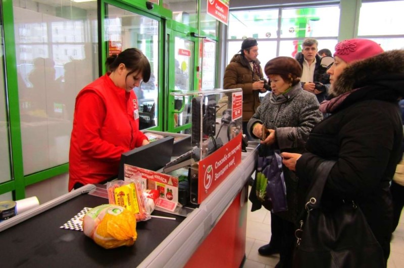 Create meme: the cashier in pyaterochka, the pyaterochka ticket office, pyaterochka 's employee