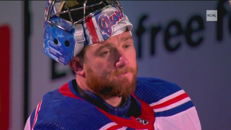 Создать мем: игорь шестеркин вратарь рейнджерс, new york rangers goalie, лундквист хенрик