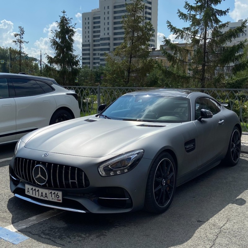 Создать мем: mercedes amg gt magno gray, серый мерседес, mercedes benz amg gt 63