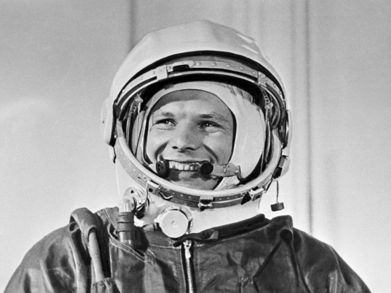 Create meme: cosmonaut Yuri Gagarin , the first cosmonaut Yuri Gagarin, Gagarin was the first spaceman 