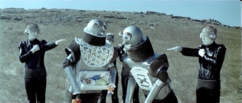 Создать мем: робот нянька отроки во вселенной, отроки во вселенной фильм 1974 трейлер, тайна железной двери