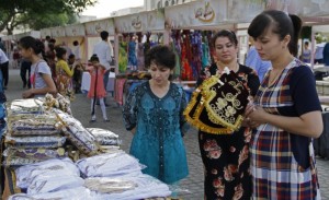 Создать мем: девушка, жизнь в узбекистане, узбеки в таджикистане