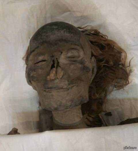 Create meme: the mummy of hatshepsut, hatshepsut, mummy 