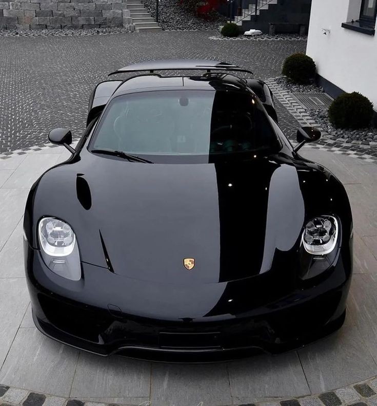 Create meme: porsche 918 matte black, porsche 918 spider, porsche carrera gt