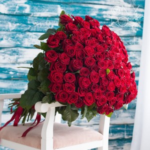 Create meme: rose bouquet large, a beautiful bouquet of roses, 101 rose