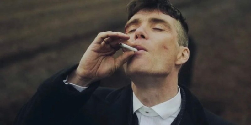 Create meme: peaky blinders-Thomas Shelby, thomas shelby meme, Thomas Shelby with a cigarette