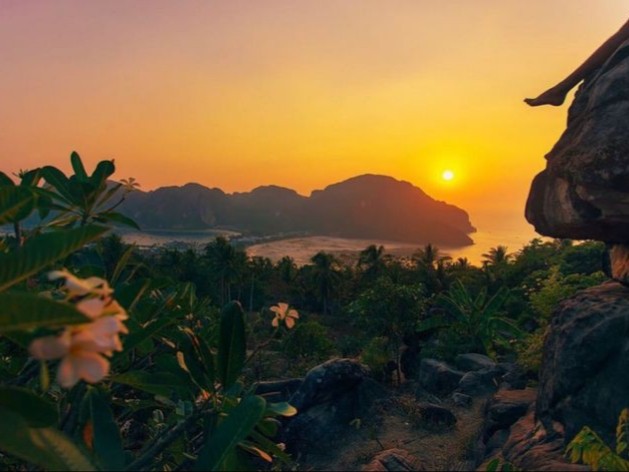 Create meme: dawn mountains, sunset , sunset over the islands of Thailand