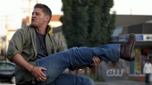 Создать мем: дина, сверхъестественное 10 сезон, dean winchester gif