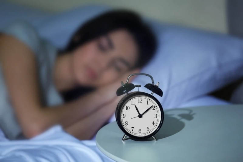 Create meme: healthy sleep, day dream , morning alarm clock