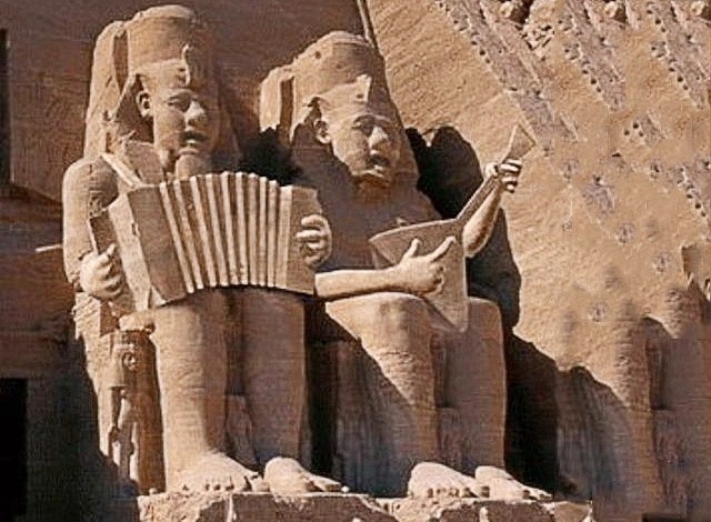 Создать мем: фараон в египте, египет, египетские статуи