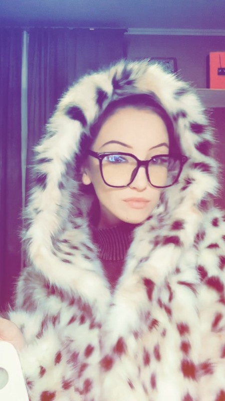 Create meme: girl , coat , lynx fur coat